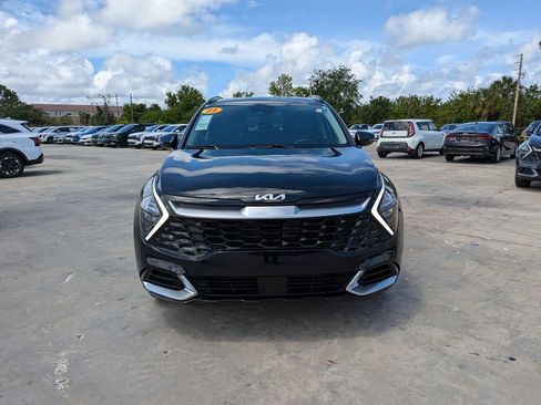 Certified 2023 Kia Sportage SX FWD image 2