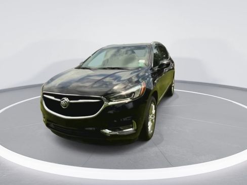 Used 2021 Buick Enclave Essence w/ Sound and Sites Package FWD image 4