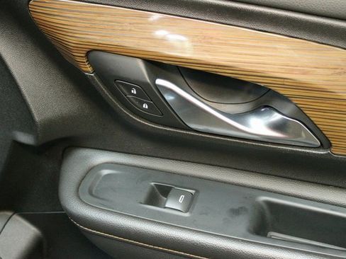 Used 2019 GMC Terrain SLE image 9