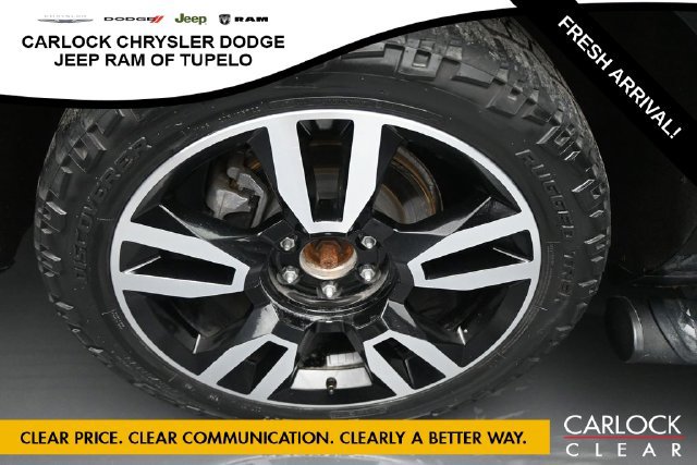 Used 2022 Chevrolet Tahoe Z71 w/ Off-Road Capability Package AWD/4WD image 36