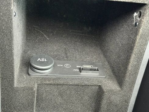 Used 2018 Jaguar F-PACE Premium AWD/4WD image 39