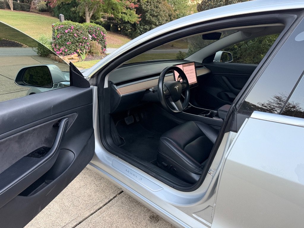 Used 2018 Tesla Model 3 Long Range AWD/4WD image 10