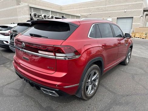 Used 2024 Volkswagen Atlas Cross Sport SEL R-Line AWD/4WD image 4