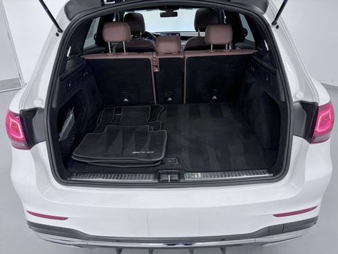 Used 2021 Mercedes-Benz GLC 300 4MATIC image 25