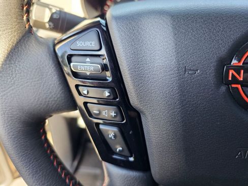 Used 2023 Nissan Frontier PRO-4X image 24