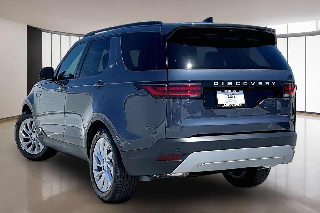 New 2026 Land Rover Discovery S AWD/4WD image 3