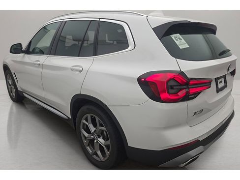 Used 2024 BMW X3 xDrive30i AWD/4WD image 2