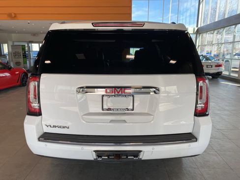 Used 2016 GMC Yukon Denali w/ Open Road Package image 4