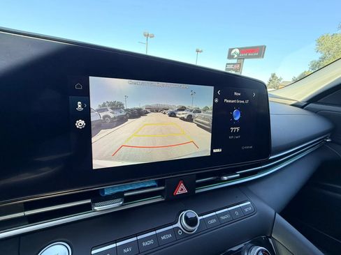 Used 2024 Hyundai Elantra SEL FWD image 18