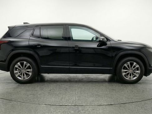 Used 2025 Chevrolet Equinox LT FWD image 11