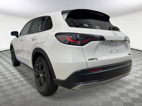 New 2027 Honda HR-V Sport image 4
