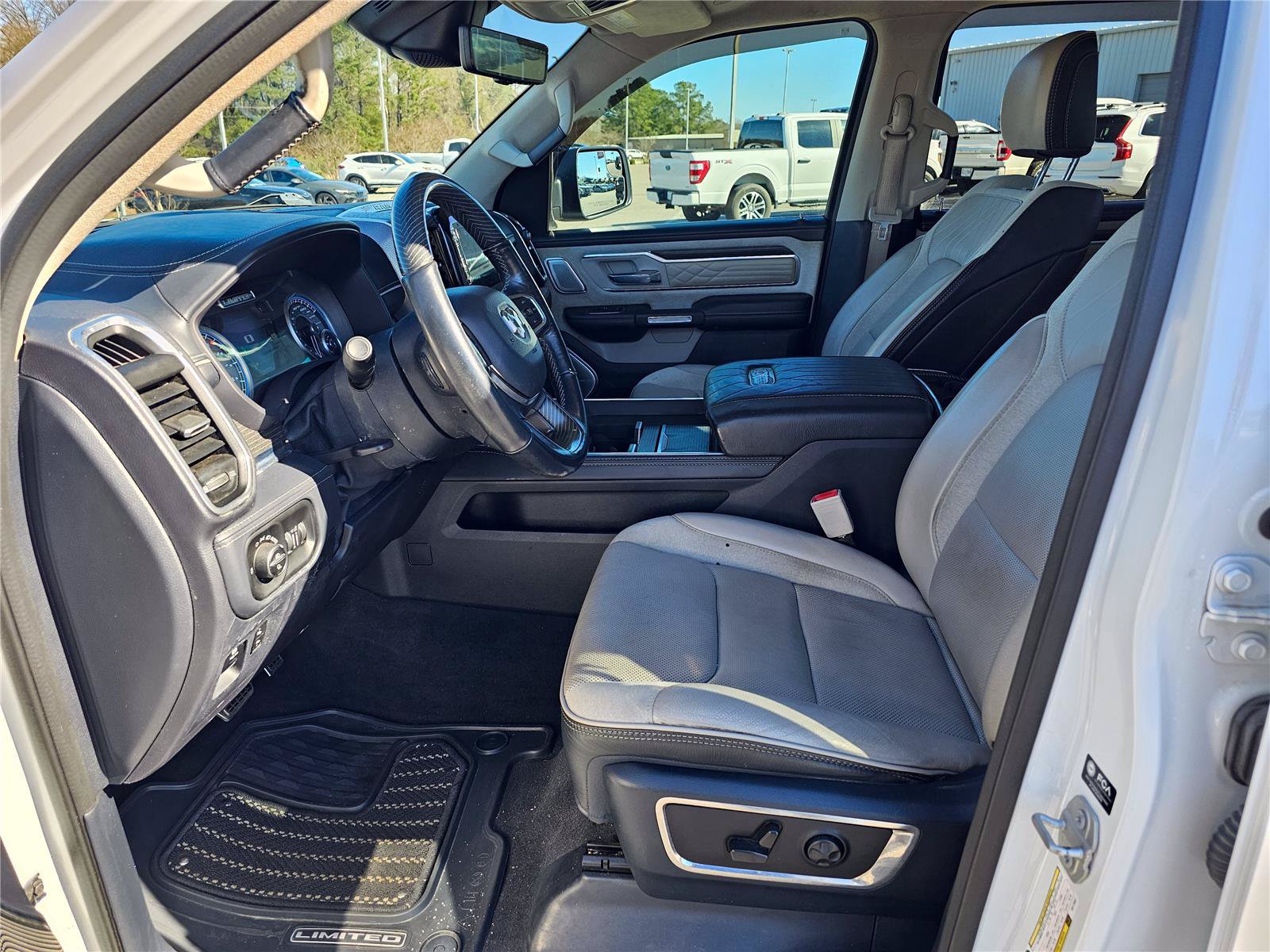 Used 2022 RAM 1500 Limited AWD/4WD image 18