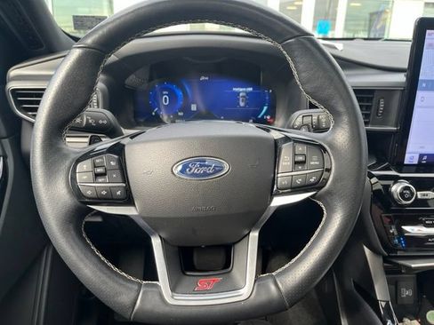 Used 2024 Ford Explorer ST w/ Equipment Group 401A AWD/4WD image 17