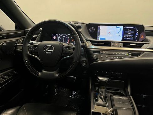 Used 2019 Lexus ES 350 Ultra Luxury w/ Accessory Package 2 FWD image 20