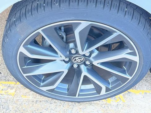 Used 2022 Toyota Corolla SE FWD image 17