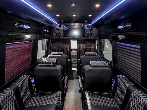 Used 2022 Mercedes-Benz Sprinter 3500 image 33