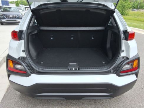 Used 2020 Hyundai Kona SE FWD image 31