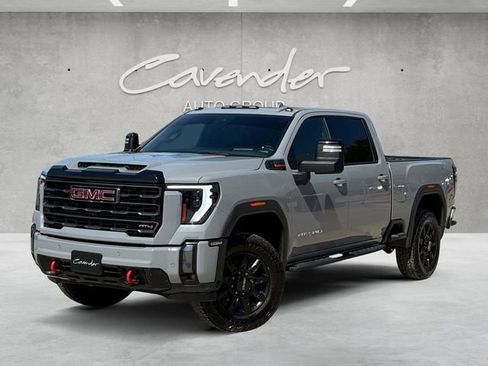 Used 2024 GMC Sierra 2500 AT4 w/ AT4 Premium Plus Package AWD/4WD image 1