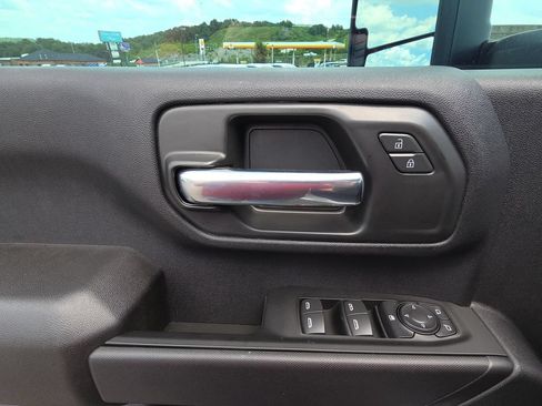 New 2026 Chevrolet Silverado 2500 Custom w/ Custom Convenience Package AWD/4WD image 14