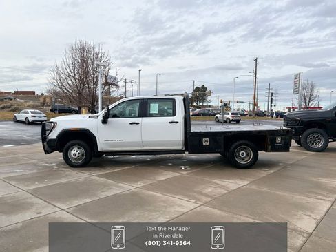 Used 2021 GMC Sierra 3500 4x4 Crew Cab w/ Fleet Convenience Package image 7