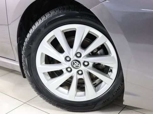 Used 2024 Toyota Camry SE FWD image 12