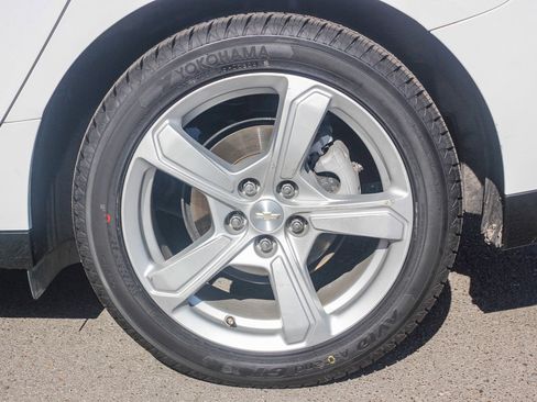 Used 2019 Chevrolet Volt LT image 11