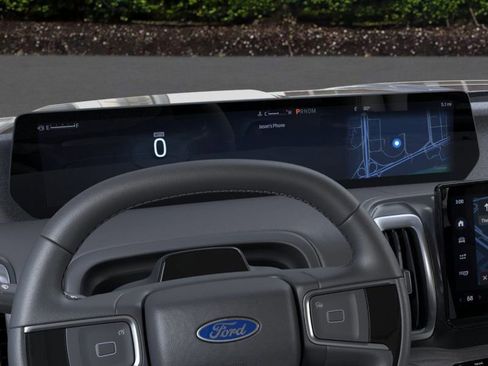 New 2025 Ford Expedition Platinum image 13