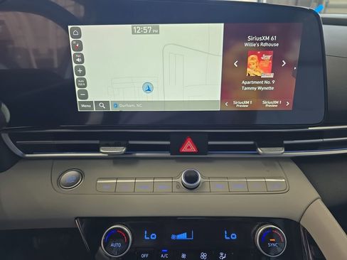 New 2026 Hyundai Elantra Limited FWD image 23