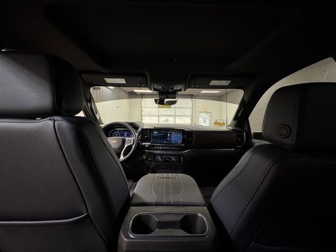 Used 2025 Chevrolet Silverado 2500 High Country w/ High Country Premium Package image 20