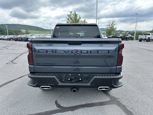 Used 2021 Chevrolet Silverado 1500 LT Trail Boss w/ LPO, Dark Essentials Package AWD/4WD image 6