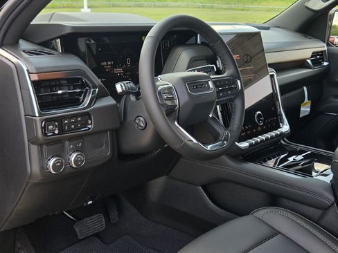 New 2026 GMC Yukon Denali RWD image 11