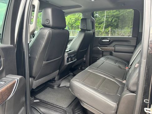 Used 2022 GMC Sierra 3500 Denali w/ Denali Black Diamond Edition AWD/4WD image 14