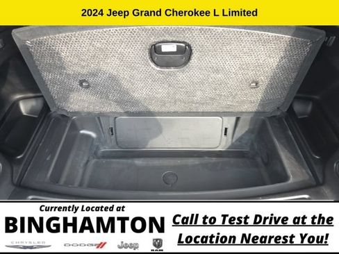 Used 2024 Jeep Grand Cherokee L Limited w/ Trailer Tow Package AWD/4WD image 11