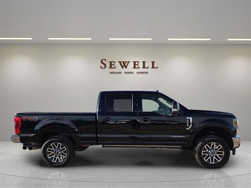 Used 2019 Ford F250 Lariat w/ Lariat Ultimate Package image 5