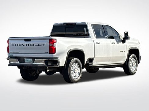 Used 2024 Chevrolet Silverado 3500 LTZ w/ LTZ Convenience Package image 3
