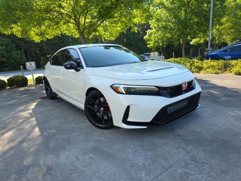 Used 2025 Honda Civic Type R image 1