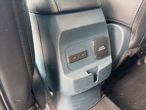 Used 2025 Ford Maverick Lobo AWD/4WD image 26