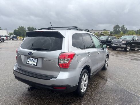Used 2014 Subaru Forester 2.5i Touring AWD/4WD image 5