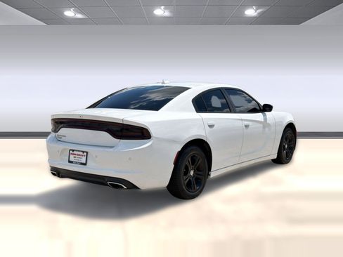 Used 2023 Dodge Charger SXT RWD image 9