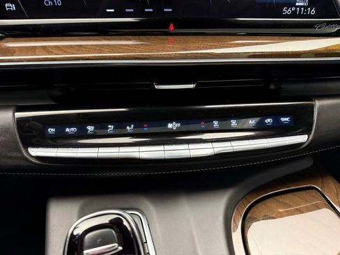 Used 2023 Cadillac Escalade Sport Platinum w/ Heavy-Duty Trailer Package AWD/4WD image 46
