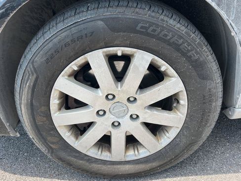 Used 2016 Chrysler Town & Country Touring FWD image 32