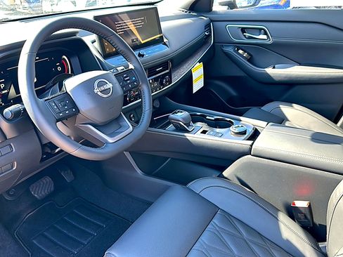 New 2026 Nissan Rogue Platinum w/ Tech Package image 9