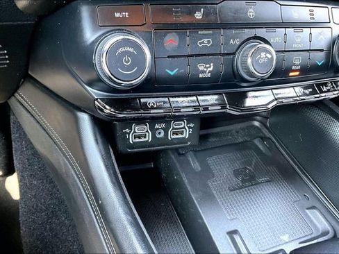 Used 2022 Dodge Durango GT image 15