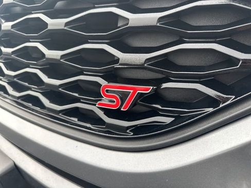 Used 2021 Ford Explorer ST w/ Equipment Group 401A image 14