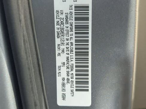 Used 2014 Chrysler Town & Country Touring FWD image 36