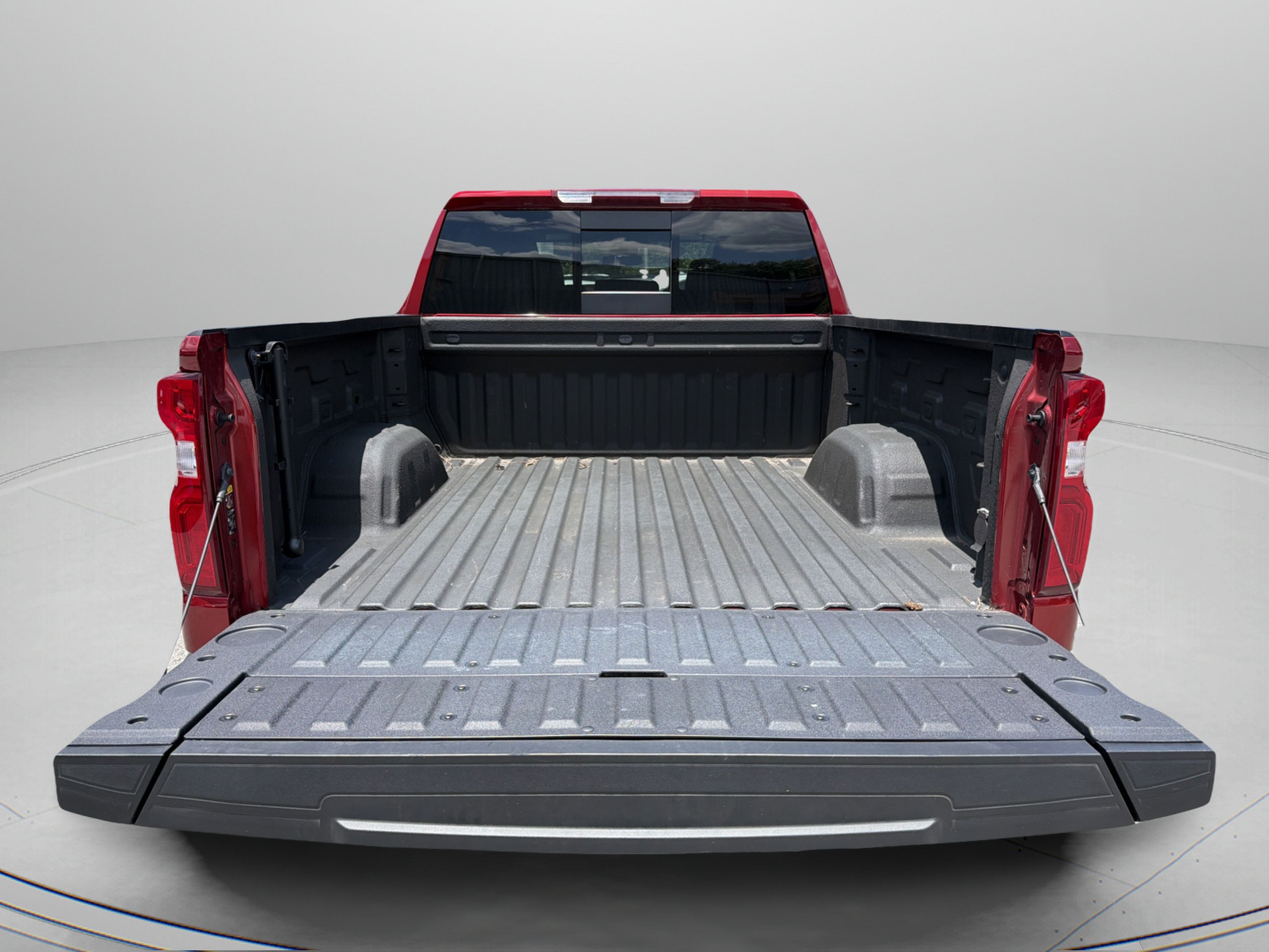 Used 2025 Chevrolet Silverado 1500 LT Trail Boss w/ Convenience Package II AWD/4WD image 23