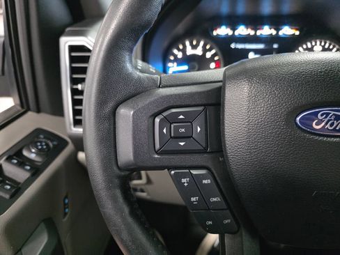 Used 2018 Ford F150 XLT w/ Equipment Group 302A Luxury AWD/4WD image 16