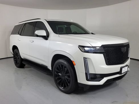 Certified 2022 Cadillac Escalade Sport AWD/4WD image 1