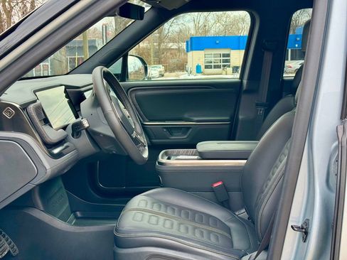 Used 2026 Rivian R1S Adventure image 14