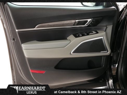 Used 2024 Kia Telluride SX Prestige X-Pro AWD/4WD image 6